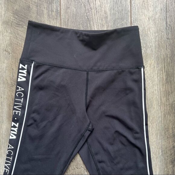 Zyia Active Striped Logo Light N Tight 7/8 Leggings Size 2 - Picture 6 of 11